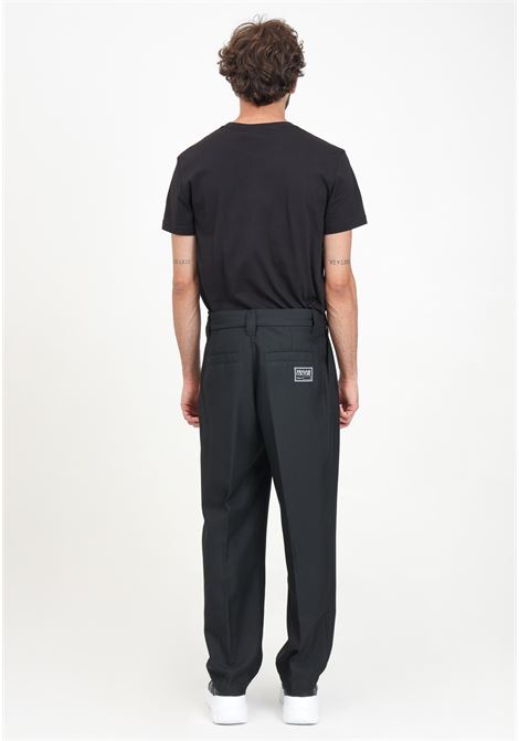 Pantalone elegante nero da uomo con logo Piece Number VERSACE JEANS COUTURE | 77GAA125N0309899